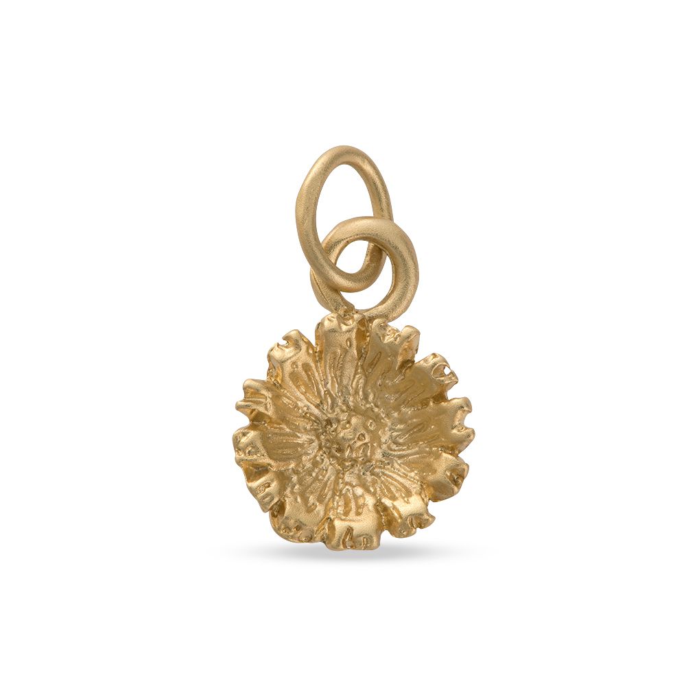 Daisy Charm in 18ct Gold Vermeil – Handmade Floral Birth Flower Jewellery