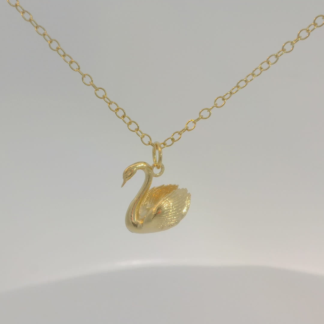 18ct Gold Vermeil Swan with Pearl Necklace