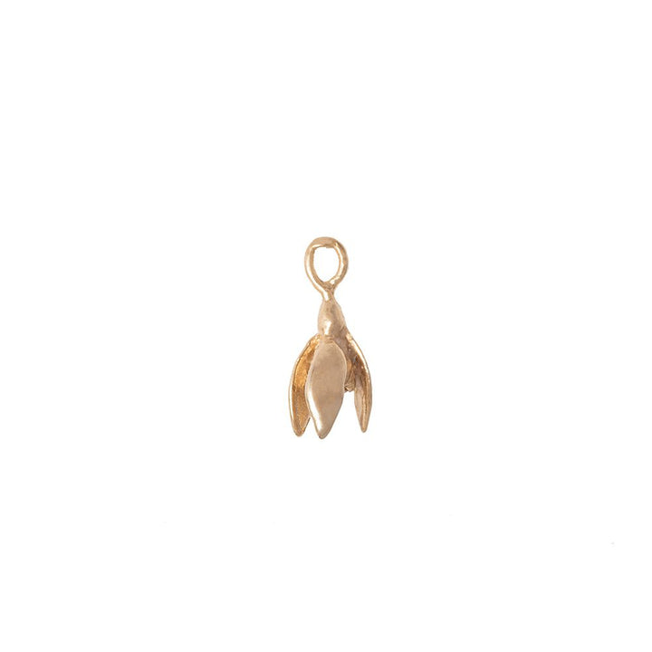 18ct gold vermeil snowdrop charm with a soft satin finish.