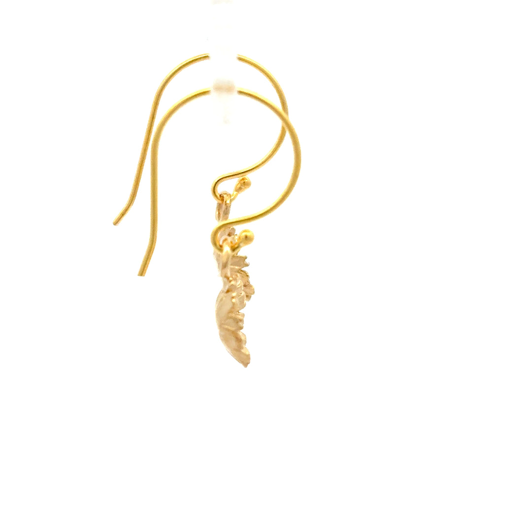 Blackbird Jewellery 18ct gold vermeil daisy drop earrings handmade floral jewellery gift for her, perfect for birthdays