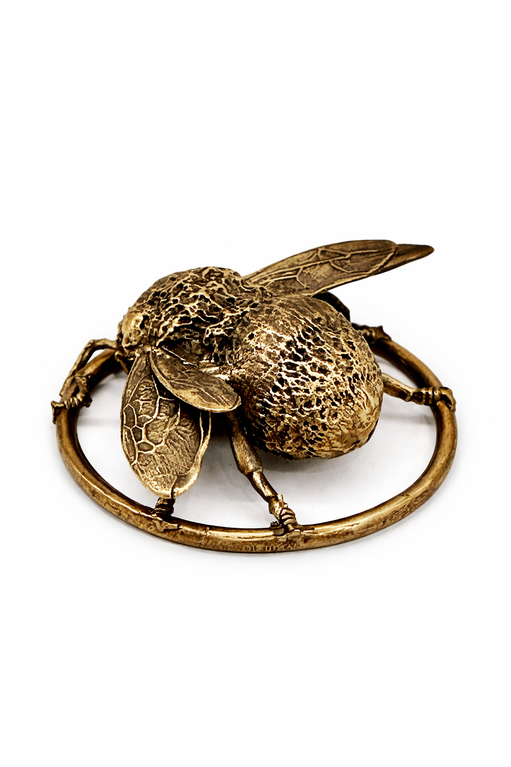 Blackbird Jewellery bumble bee miniature bronze sculpture, handcrafted nature collectable with detailed wings on a decorative bronze ring side view