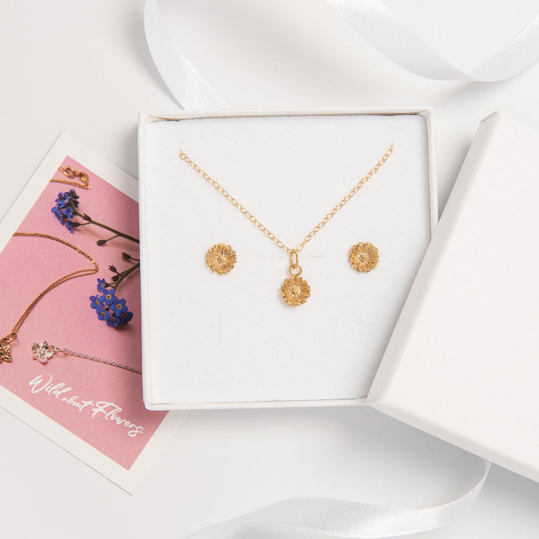 Blackbird Jewellery 18ct Gold Vermeil Daisy Necklace & Earrings Gift Set