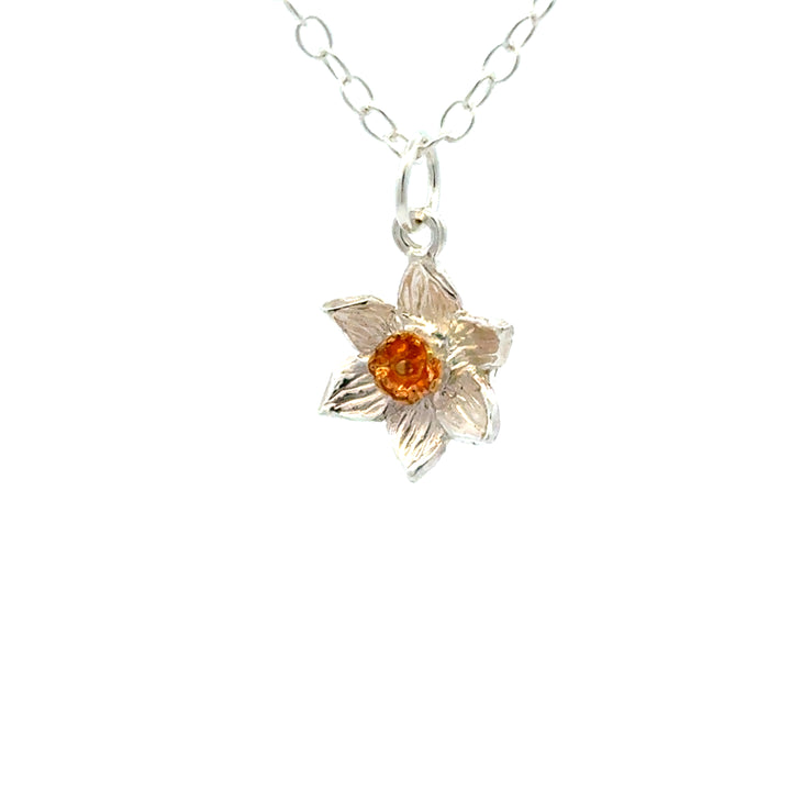Blackbird Jewellery Sterling silver daffodil bloom necklace side view with gold centre inspired by the March birth flower and national flower of Wales.
