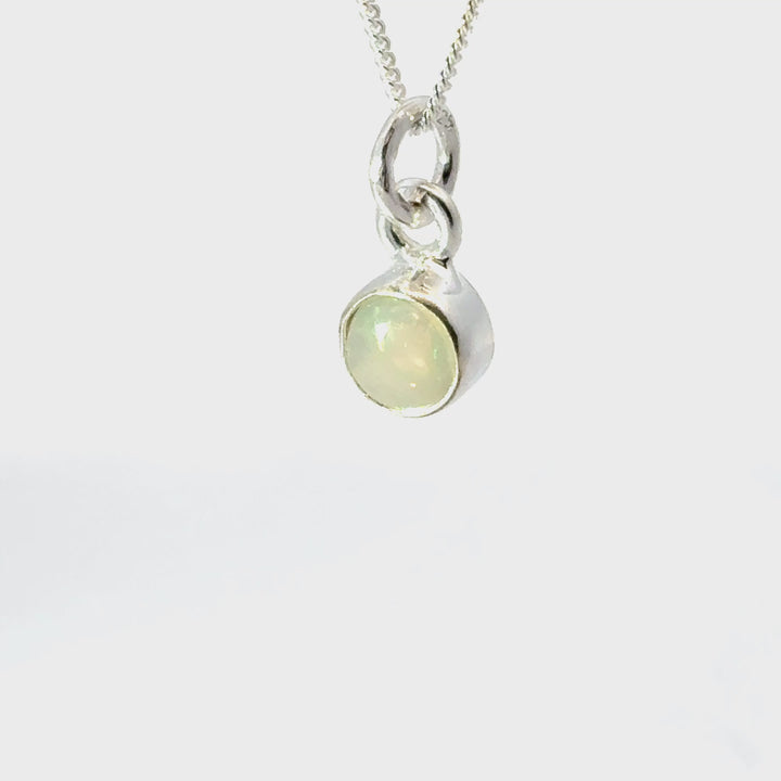 Blackbird-Jewellery-Sterling-Silver-Ethiopian-Opal-Necklace-turnaround