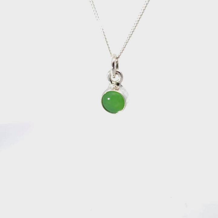Blackbird Jewellery Sterling Silver Chrysoprase Necklace turnaround video