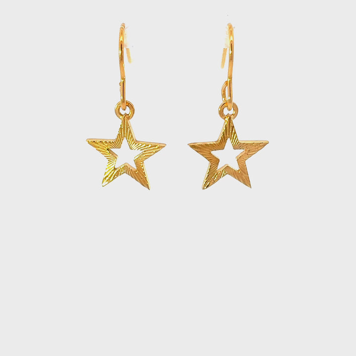 Blackbird Jewellery textured gold star earrings with radiating lines 360 video showing all detail