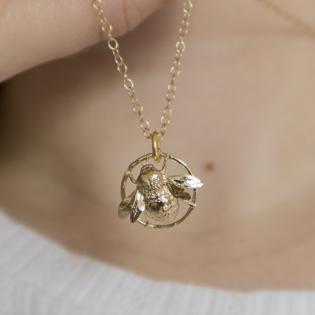 18ct Gold Vermeil Queen Bee Necklace